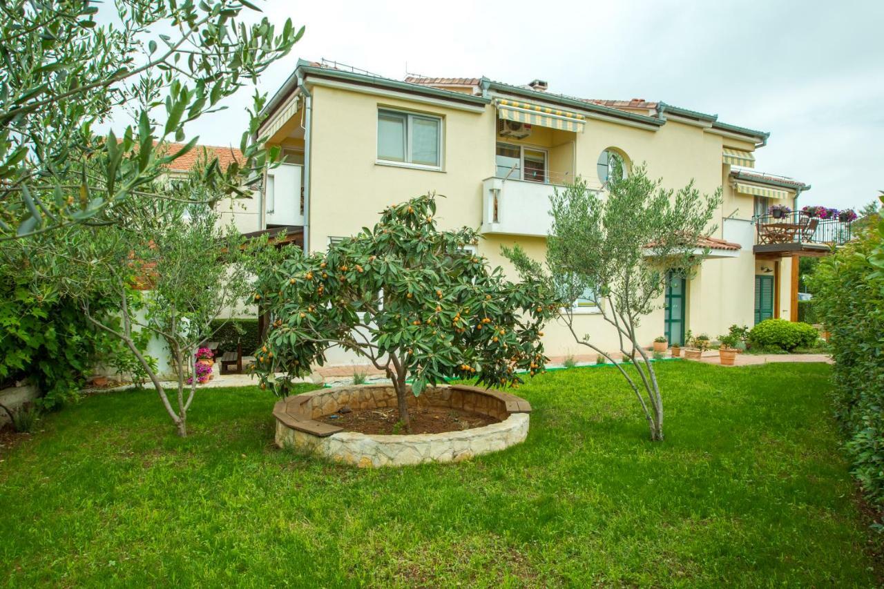 Apartments Emma Biograd Na Moru Dış mekan fotoğraf