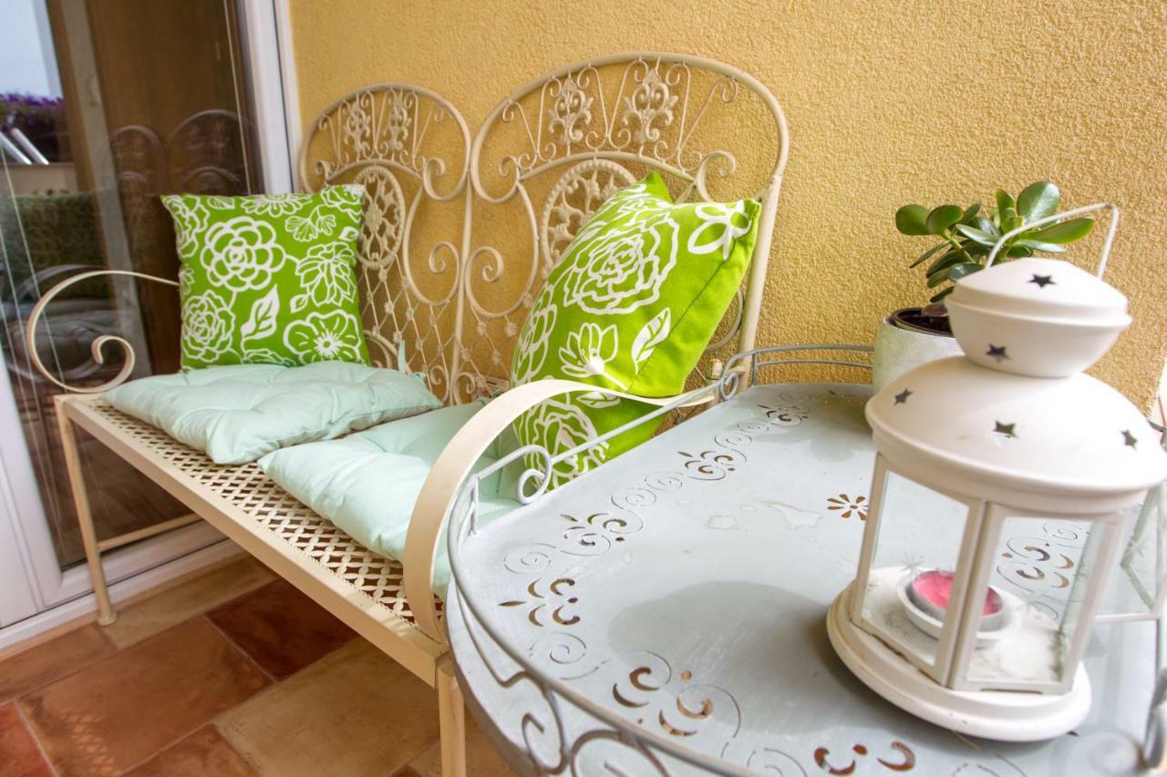 Apartments Emma Biograd Na Moru Dış mekan fotoğraf